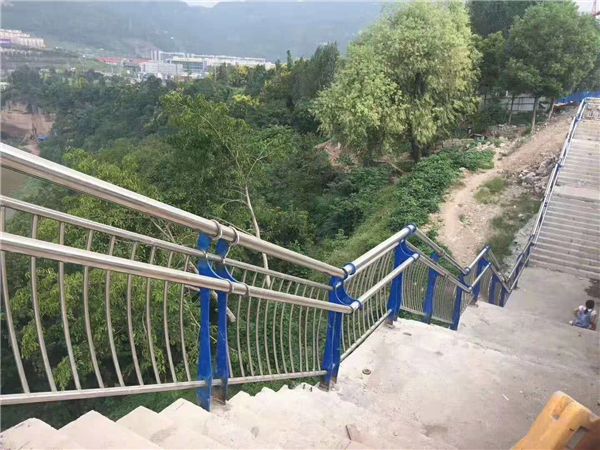 海东不锈钢桥梁栏杆