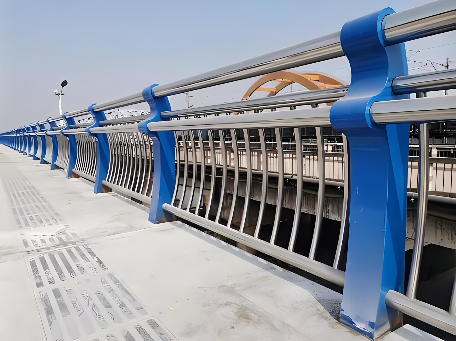 海东不锈钢复合管护栏制造工艺要求及其重要性